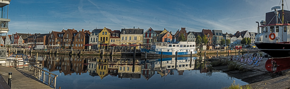 Morgenlicht im Husumer Hafen